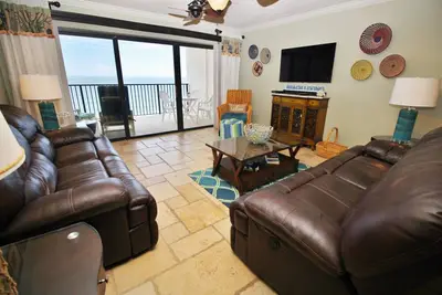 Image de Glorious Oceanfront View from Nearly Every Room in Condo!