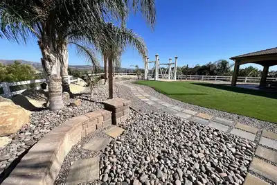 Image de Hilltop Villa 5br & Loft, 4. 5ba Sleep16+, 360 Panoramic Mountain View