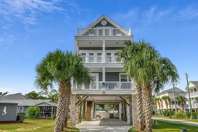 Image de Prime location beach house, large families or groups, heated pool, ocean views