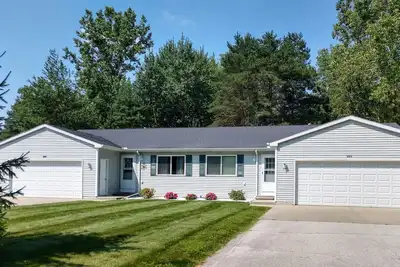 Image de 2 Bedroom 2 Bath Condo 15 mins to the hospitals in Saginaw.