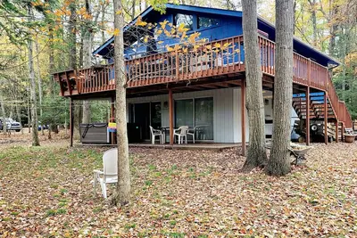Image de Bear Lair 2. Pet friendly, walking trails, hot tub