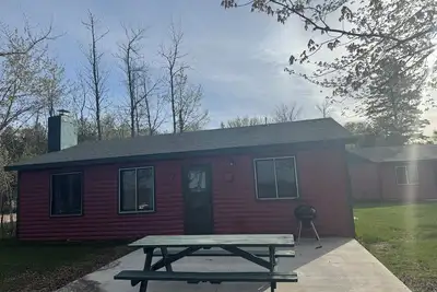 Image de Cabin 7-Angler's Lodge at Sunset Pines Resort