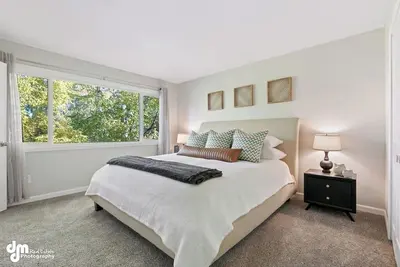 Image de Modern Turnagain Townhome
