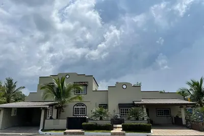 Image de Caribbean Beach House with Pool