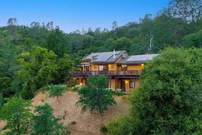 Image de Yosemite Lodge 5br | Hot Tub, Game Room, Ev