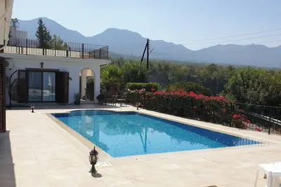 Image de Tranquility is a Four Bedroom Villa in Girne