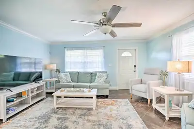 Image de Coastal Bonita Shores Holiday Home Near Beach!