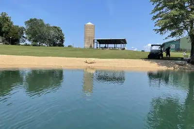 Image de Silo Valley Farm -Room up to 6 & Golf Cart