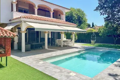 Image de Villa Alamos Jerez | Heated Salted Pool | Bbq x2 | Gardens | OpenPlan | 850m2