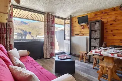 Image de Pied des pistes de ski, 2ème étage, balcon, télévision, casier à ski, 20m², Les Menuires
