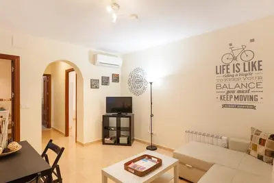 Image de Stylish Boutique Apartment w/ Great Location - Includes Kitchen, A/C, & WiFi