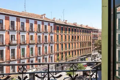 Image de Boutique Apartment in the Heart of Madrid w/ Full Kitchen, Balcony, & WiFi