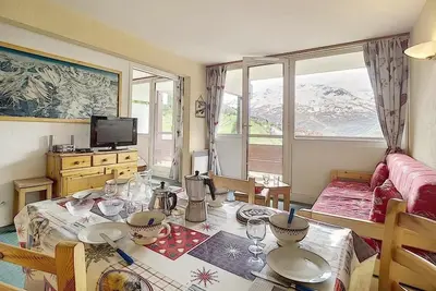 Image de À 50m des pistes de ski, 6ème étage, balcon, télévision, casier à ski, 38m², Les Menuires