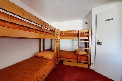 Image de À 100m des pistes de ski, 8ème étage, balcon, télévision, casier à ski, 32m², Les Menuires