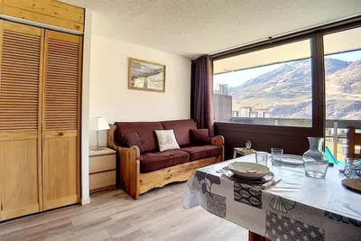 Image de Pied des pistes de ski, 6ème étage, balcon, télévision, casier à ski, 22m², Les Menuires