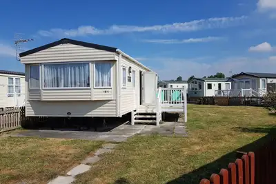 Image de 8 Berth Caravan with Spacious enclosed garden