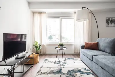 Image de Savory Orange Apartment, WiFi, Ac! New!