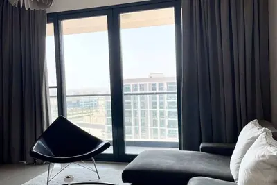 Image de Modern apartment l Pool + Acess Marasi beach.