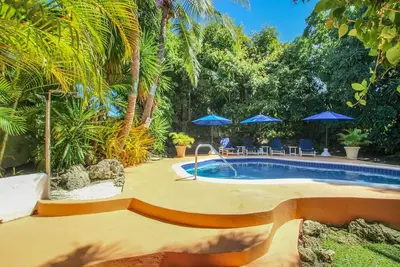 Image de Poolside Paradise Near Beach - Pavilion Villa by Bluescape