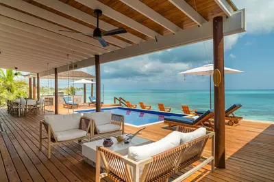 Image de New IslandChicBeach Home! StunningViews-Pool-OutdoorKitchen-Reef-mini bballCourt
