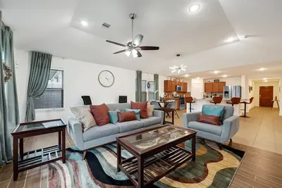 Image de Beautiful & cozy vacation home in Spring Texas.
