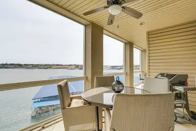 Image de Resort Perks, View: Lands End Condo in Osage Beach