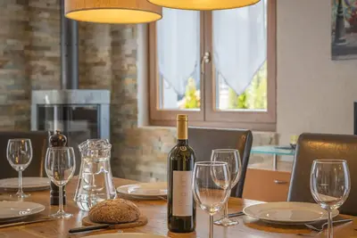 Image de Magnifique maison de vacances privée avec Wifi, Tv, terrasse, animaux admis et parking