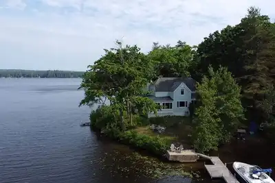 Image de Highland Lake House - Epic Lake Views, Easy Lake Access, Fully Appointed Home!