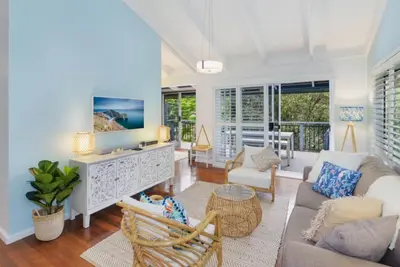 Image de Stone's Throw From The Beach
