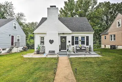 Image de Chic Baltimore Retreat - 6 Mi to Downtown!