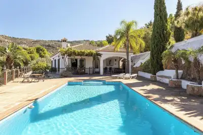 Image de Villa Casa Cristina avec vue sur les montagnes, piscine, jardin, climatisation et Wi-Fi