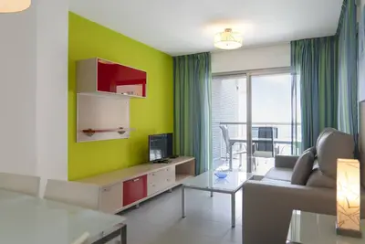 Image de Première ligne / Wifi / Spa / Vues mer / Piscine chauffée / Mascotte