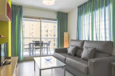 Image de Première ligne / Wifi / Spa / Vues mer / Piscine chauffée / Mascotte