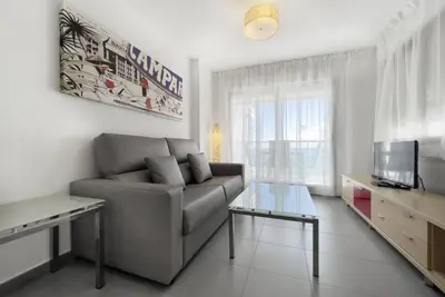 Image de Première ligne / Wifi / Spa / Vues mer / Piscine chauffée / Mascotte