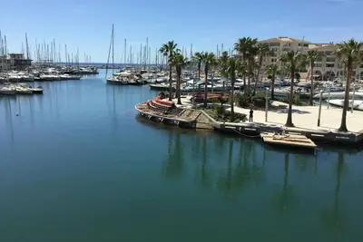 Image de Côte d'Azur à Port Fréjus Rez de Jardin 65m2