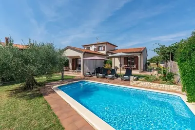 Image de Maison de vacances Novigrad pour 1 - 8 personnes avec 3 chambres à coucher - Maison de vacances