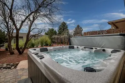 Image de Experience luxury at Sedona La Belle Maison: 3br, 2ba home with stunning red rock views.