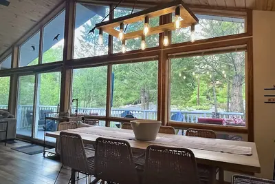 Image de 5 bedroom Oasis in the heart of Fairmont Hot Springs