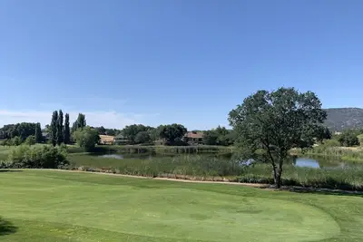 Image de Luxury home on Greenhorn Creek Resort's 5th Hole