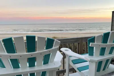 Image de Oceanfront and sweeping views of the Atlantic. Steps to the beach.