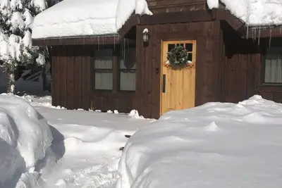 Image de New! Tahoe Donner beautifully remodeled 3/2 family vacation home