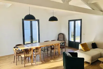 Image de Maison familiale, à 100 mètres plage.