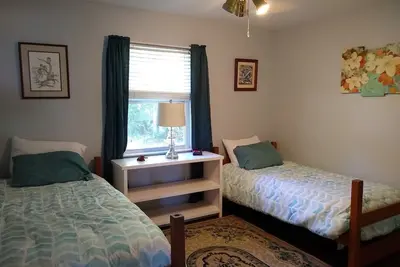 Image de Charming 3 Br/ 2 Ba 1. 5 miles to Downtown Fairhope!