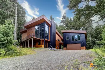 Image de Luxury Modern Mountain Home 1/2 mile from Ski Resort