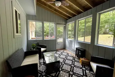 Image de Welcome to Your Mountain Retreat in Lake Naomi