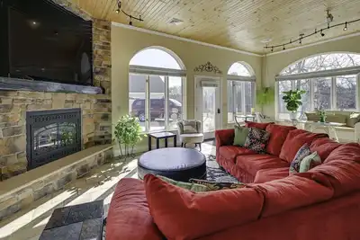 Image de Large Home w/ Indoor Basketball Court + Game Room!