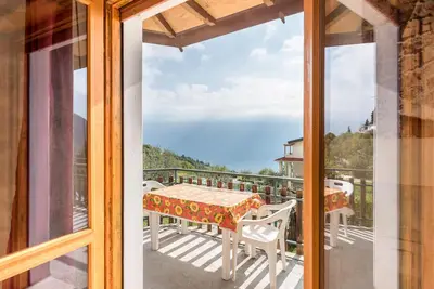 Image de Studio Apartment Olivo Casa Demonti with Mountain View, Pool, Terrace & Wi-Fi