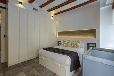 Image de Center-Modern 1br, 2ba-Terrace, Wi-Fi, A/C