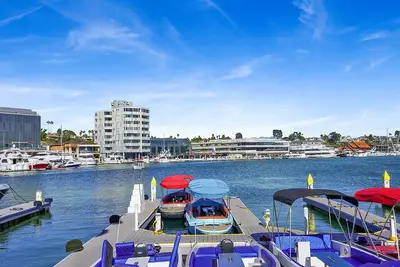 Image de New Port Beach -Lido Isle-Beach vacation at its best! !