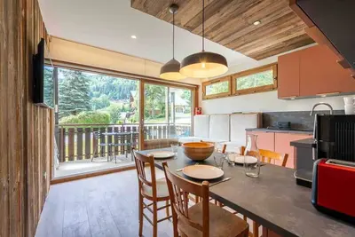 Image de Appartement rénové proche du village et des pistes